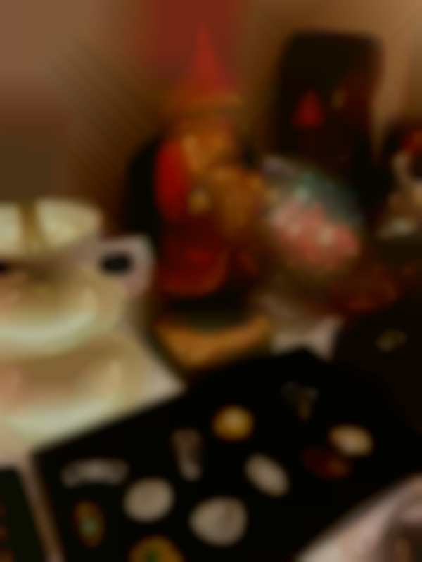 FUN HOLIDAY MARKET:  Flea Market -.Arts & Crafts Fair in Alexandria