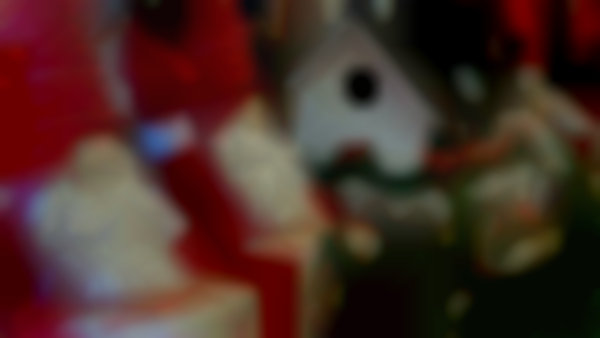 Jingle & Mingle at New Leaf Nursery